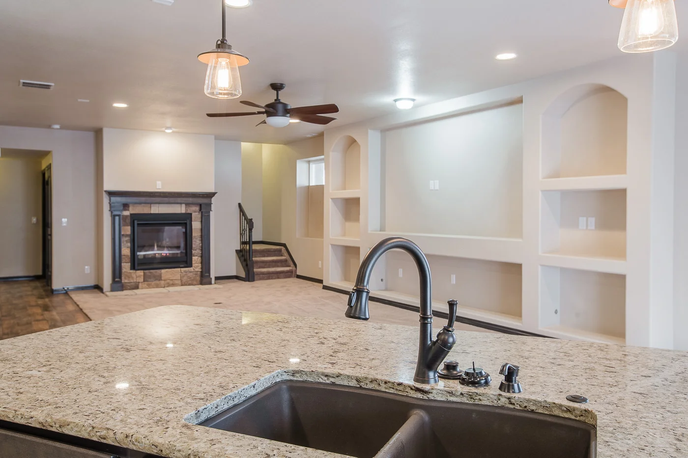 13360 Bandanero Drive-25071-2016-HDR.jpg