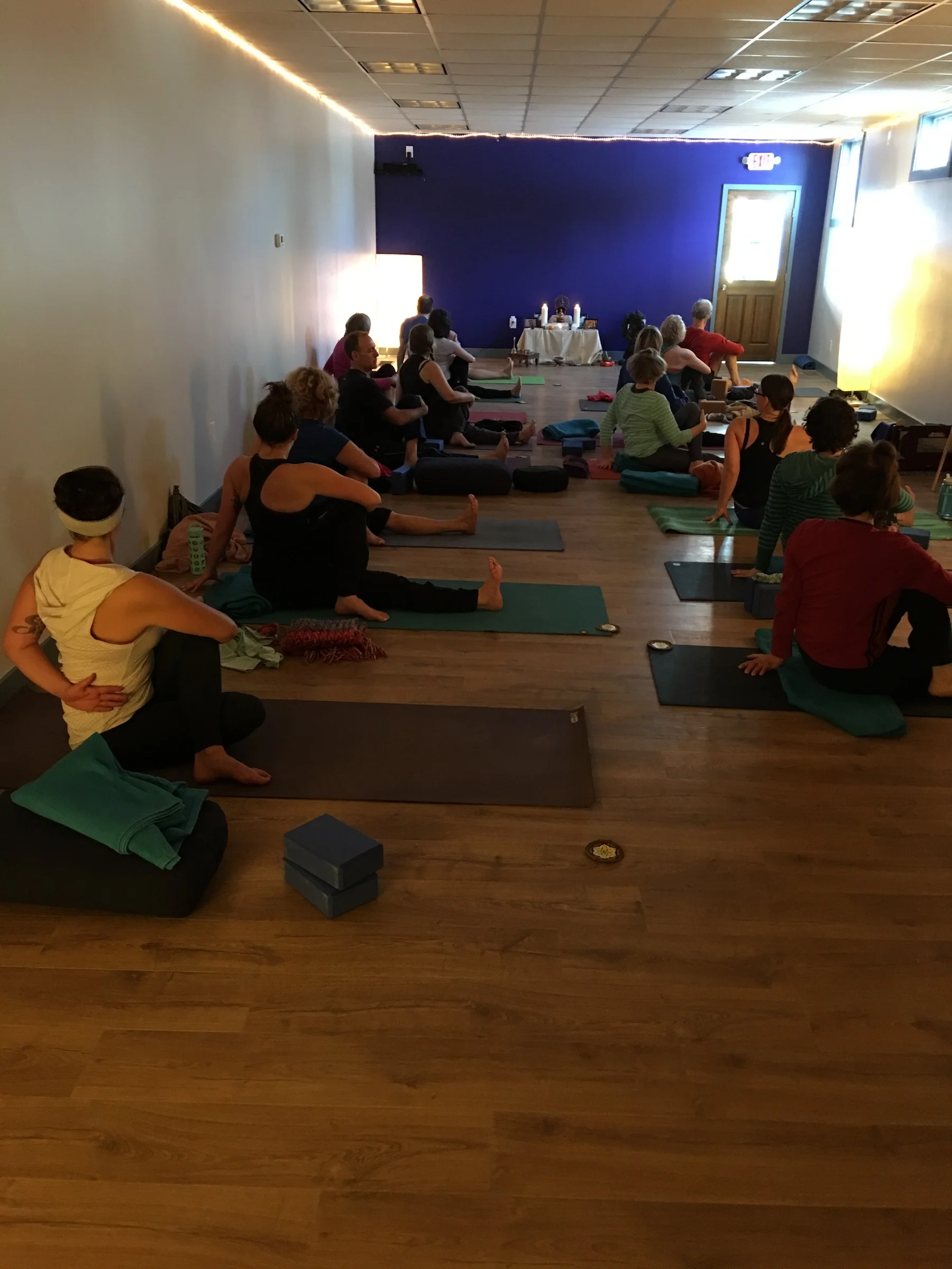 9AM Core Strength Vinyasa 12/10/16