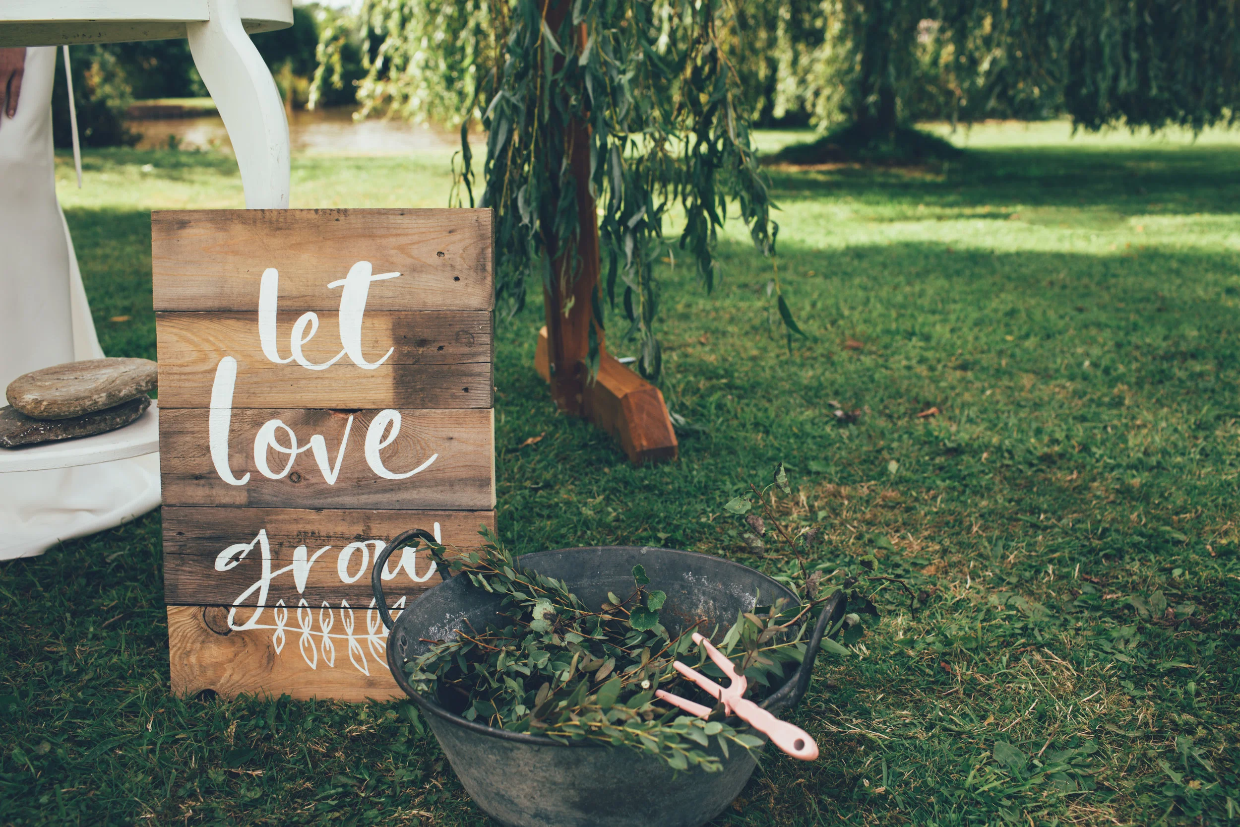 Wooden wedding sign