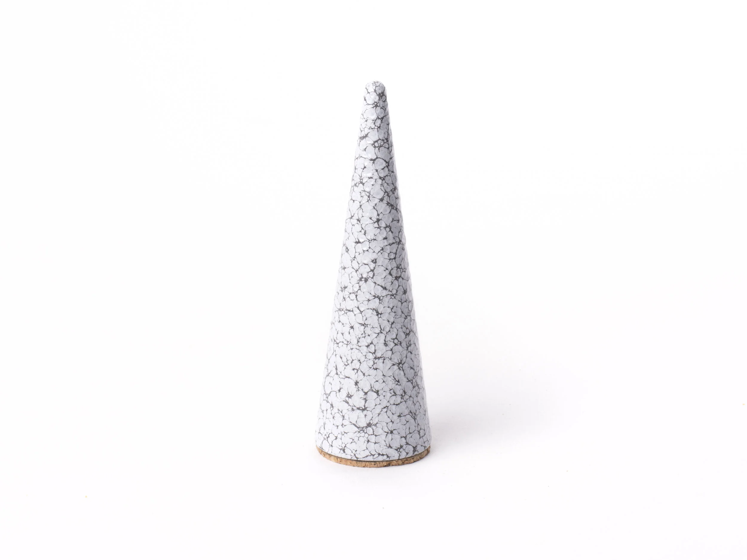 ring_cone_white_1.jpg
