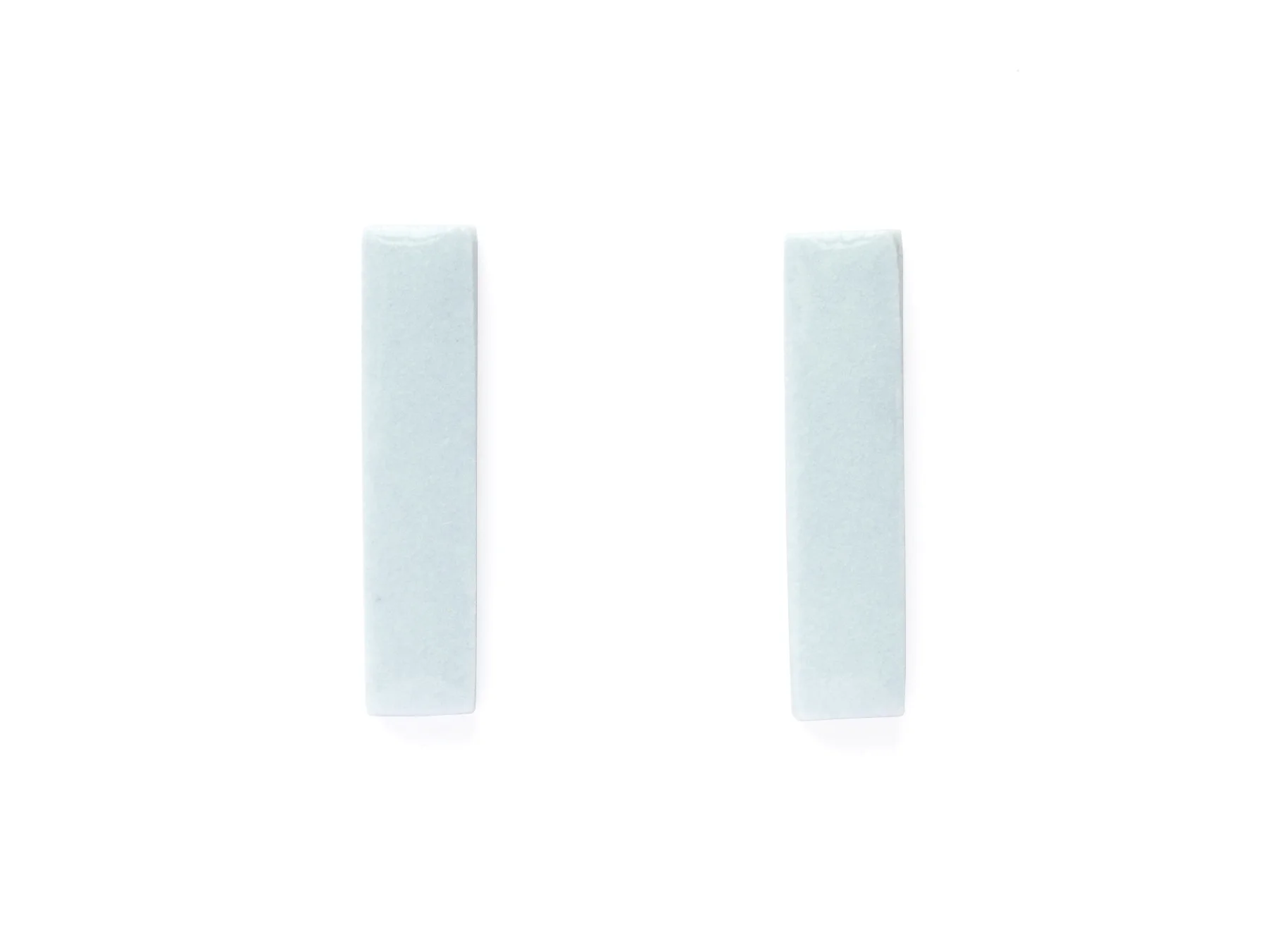 shape_studs_bar_light_blue_A.jpg