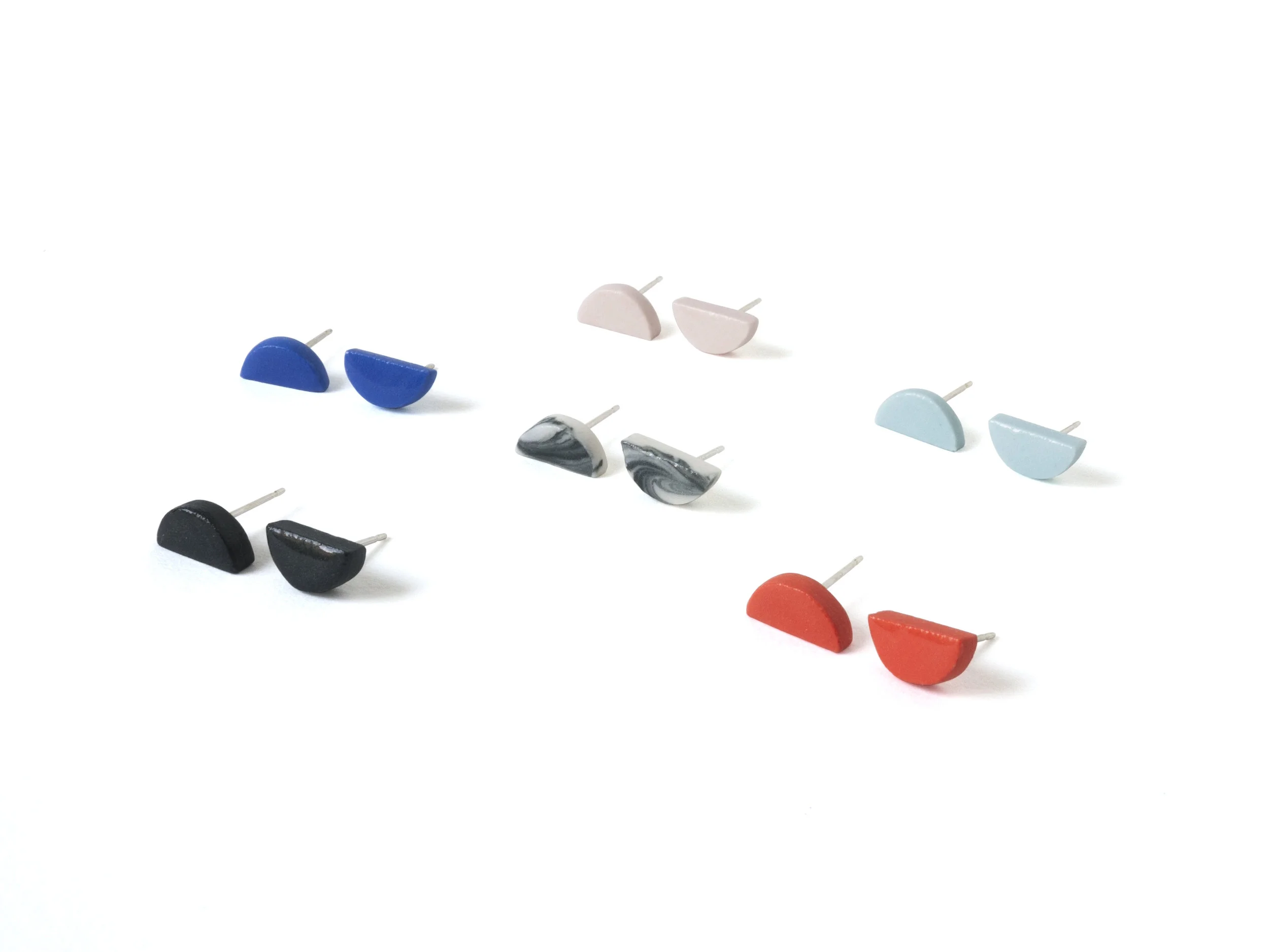 shape_studs_half_moon_group.jpg