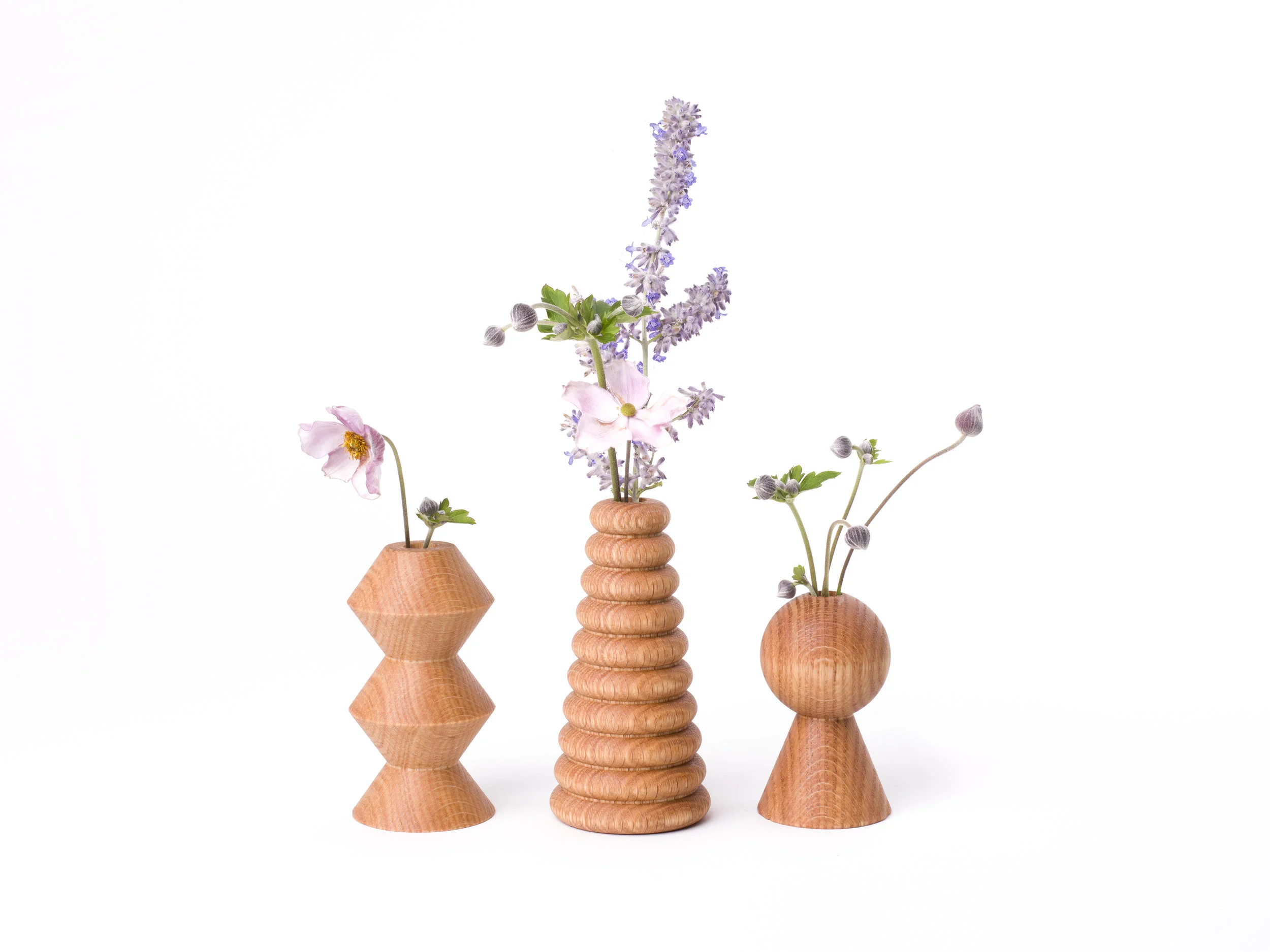 bud_vase_group_oak_2.jpg