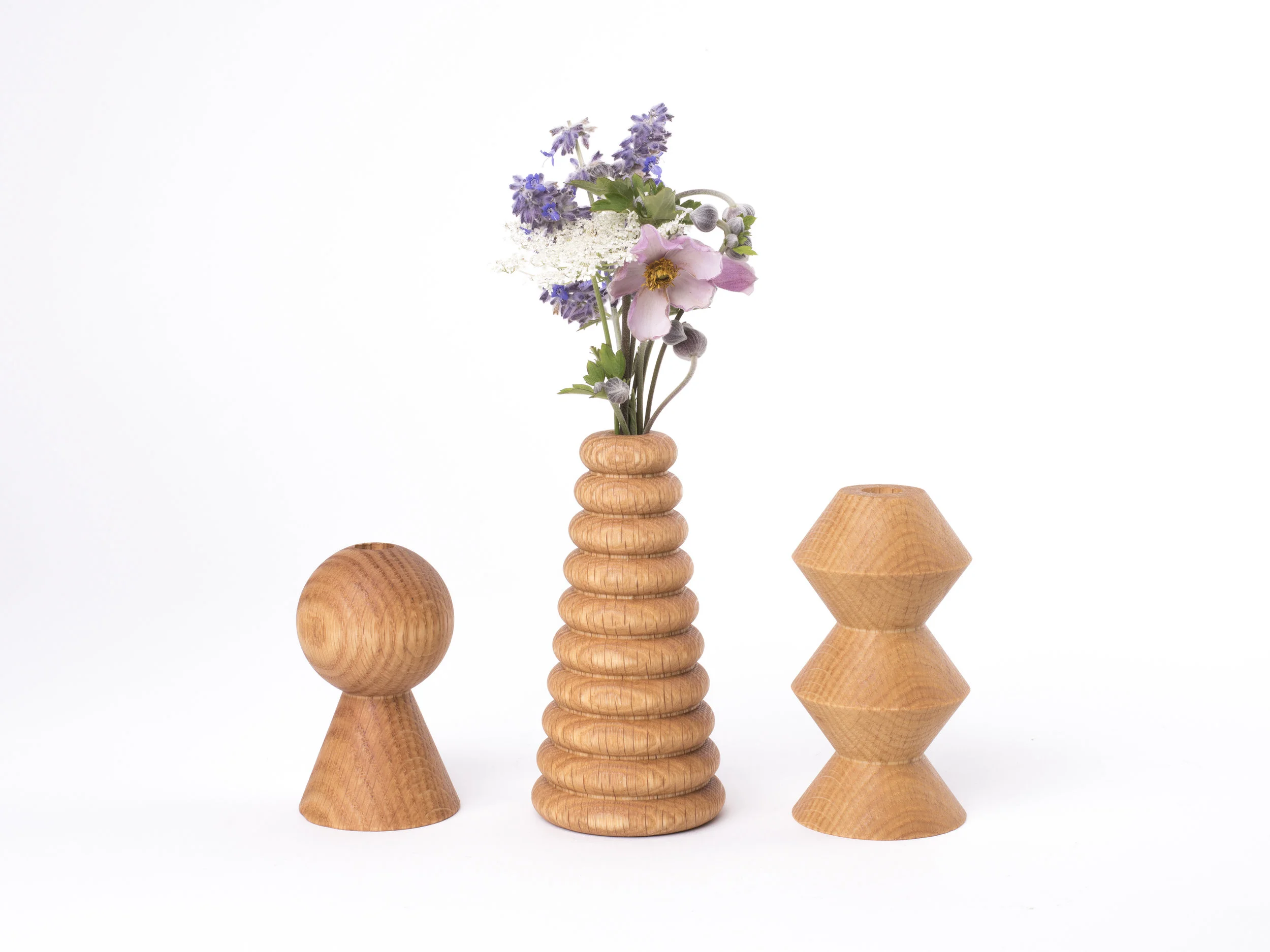 bud_vase_group_oak_3.jpg