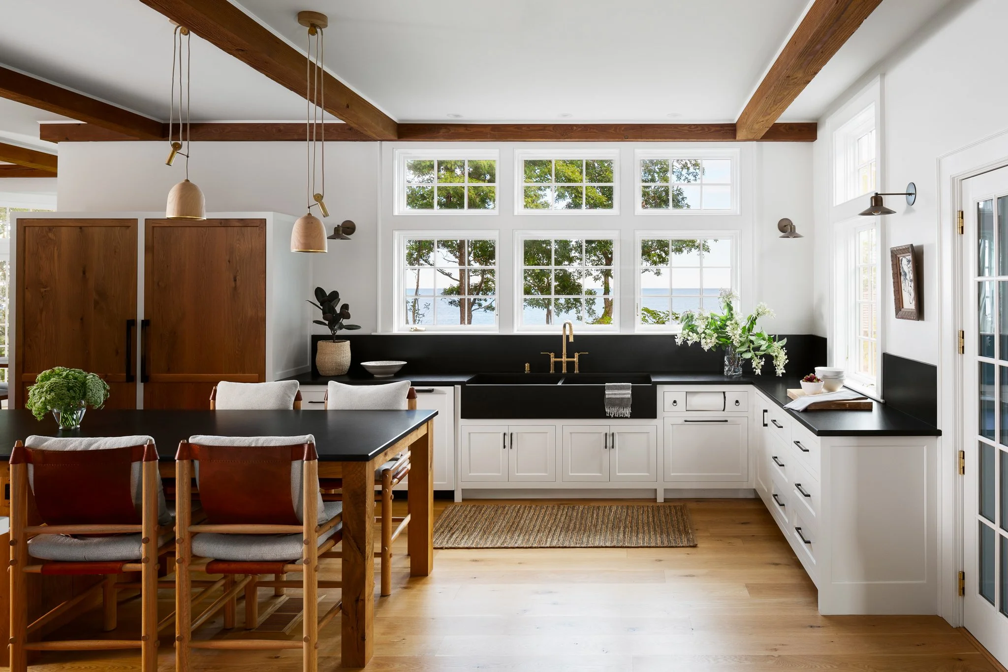 3. ShoreRoad_Kitchen_01_Ocean_View_v3.jpg