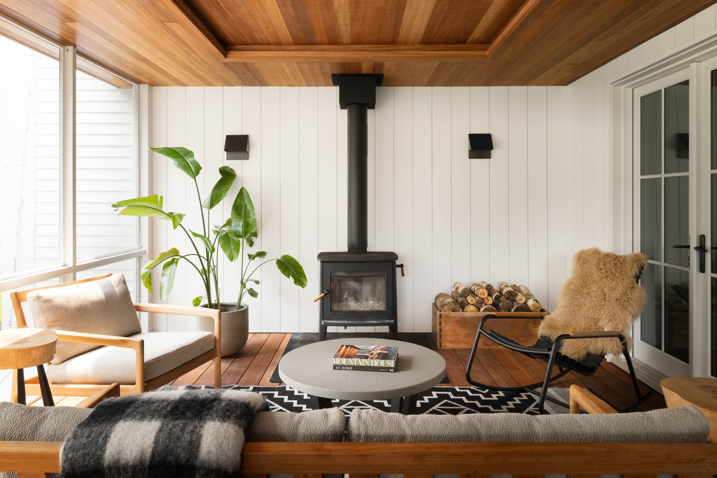 13. Hidden Architecture - Stratham Farmhouse20(Web).jpg