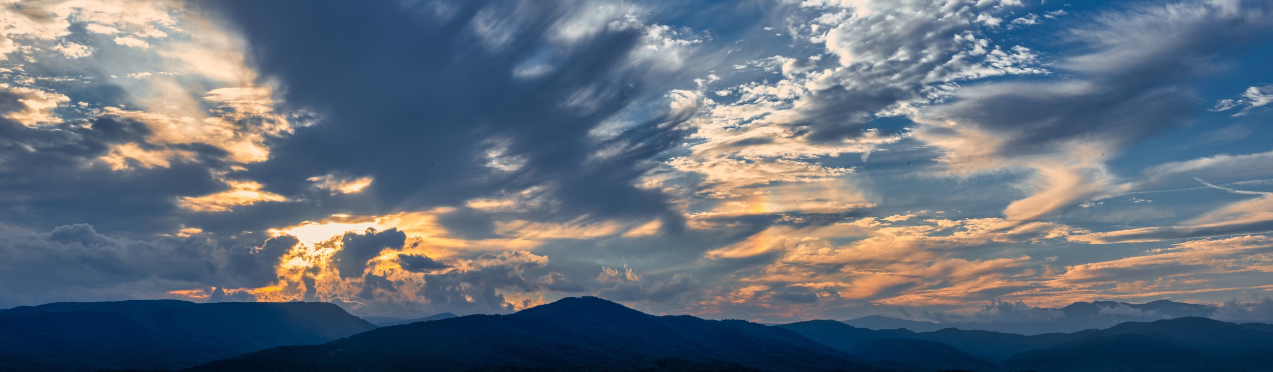 The Coves Mtn. Club Pano