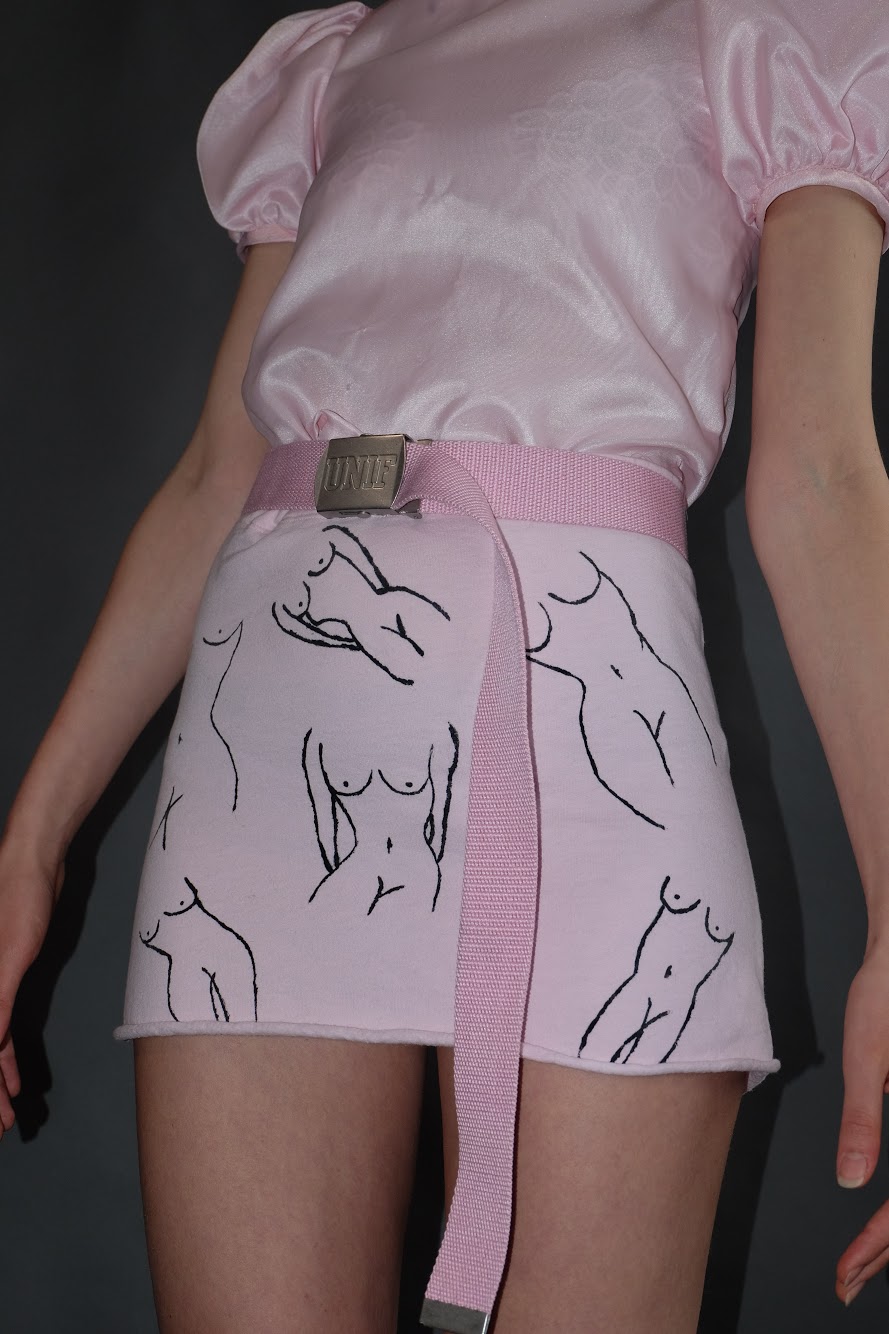  HAND PAINTED SILHOUETTES MINI SKIRT 