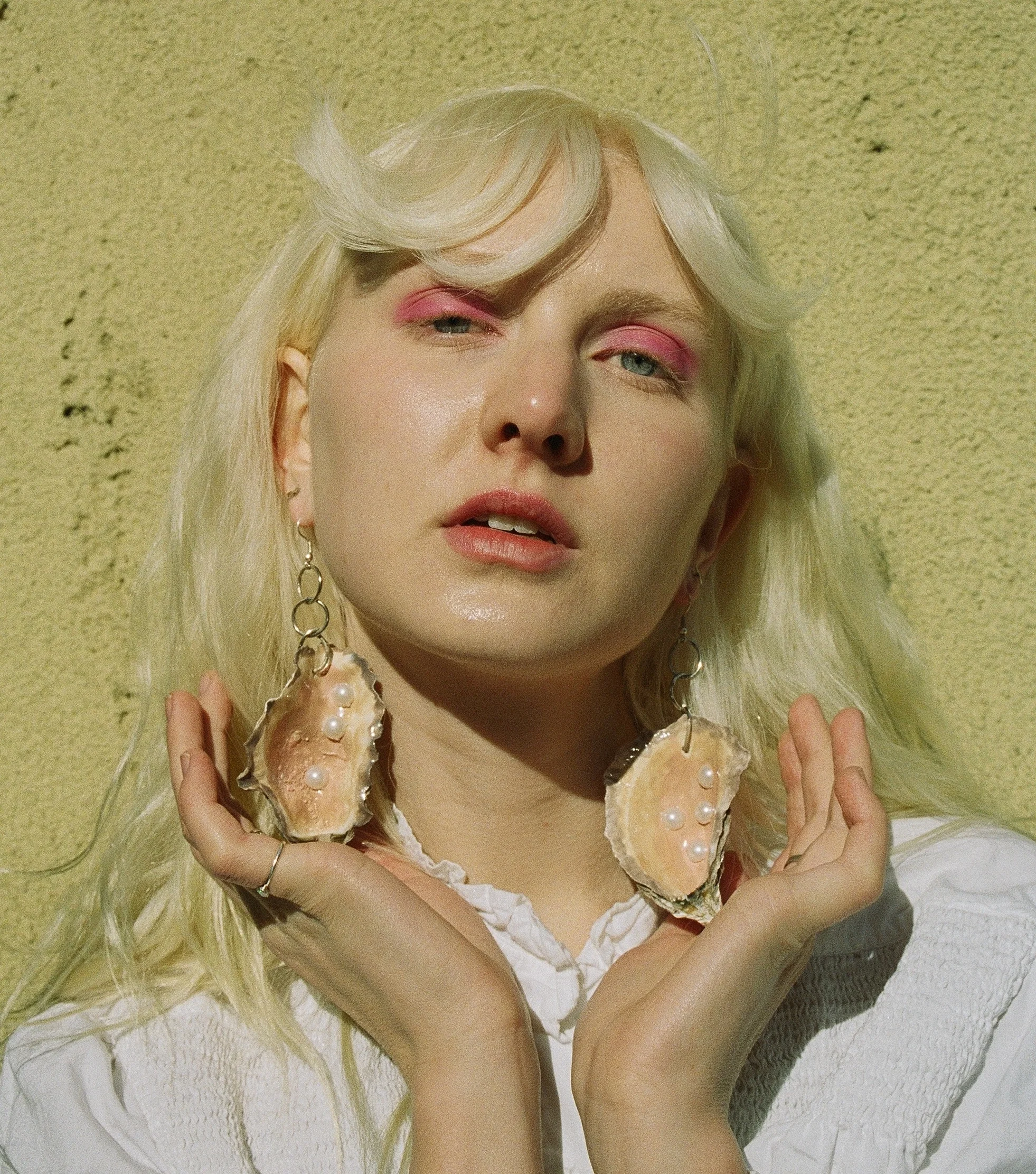  HANDMADE OYSTER SHELLS EARRINGS WITH PEARLS 