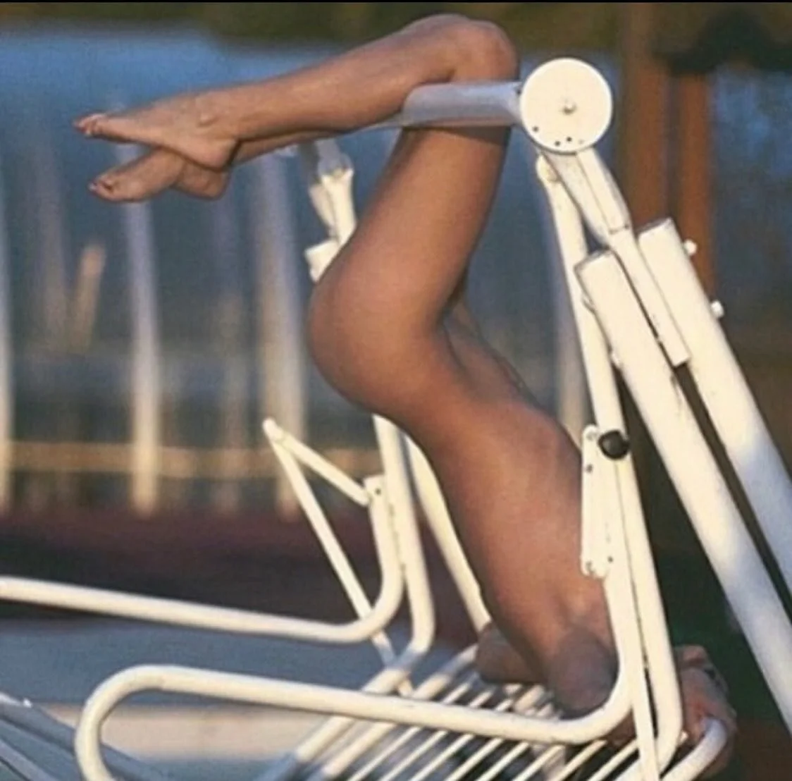 The Pisces Full Moon has got me like @she__and__she 

#pisces #fullmoon #lunarcyclesselfcare