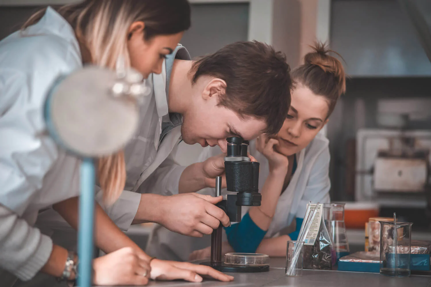 Students-Bio-Lab-Microscope.jpg