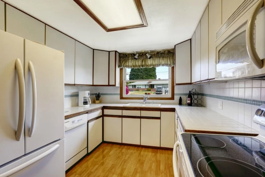 n14th-kitchen-orig.jpg