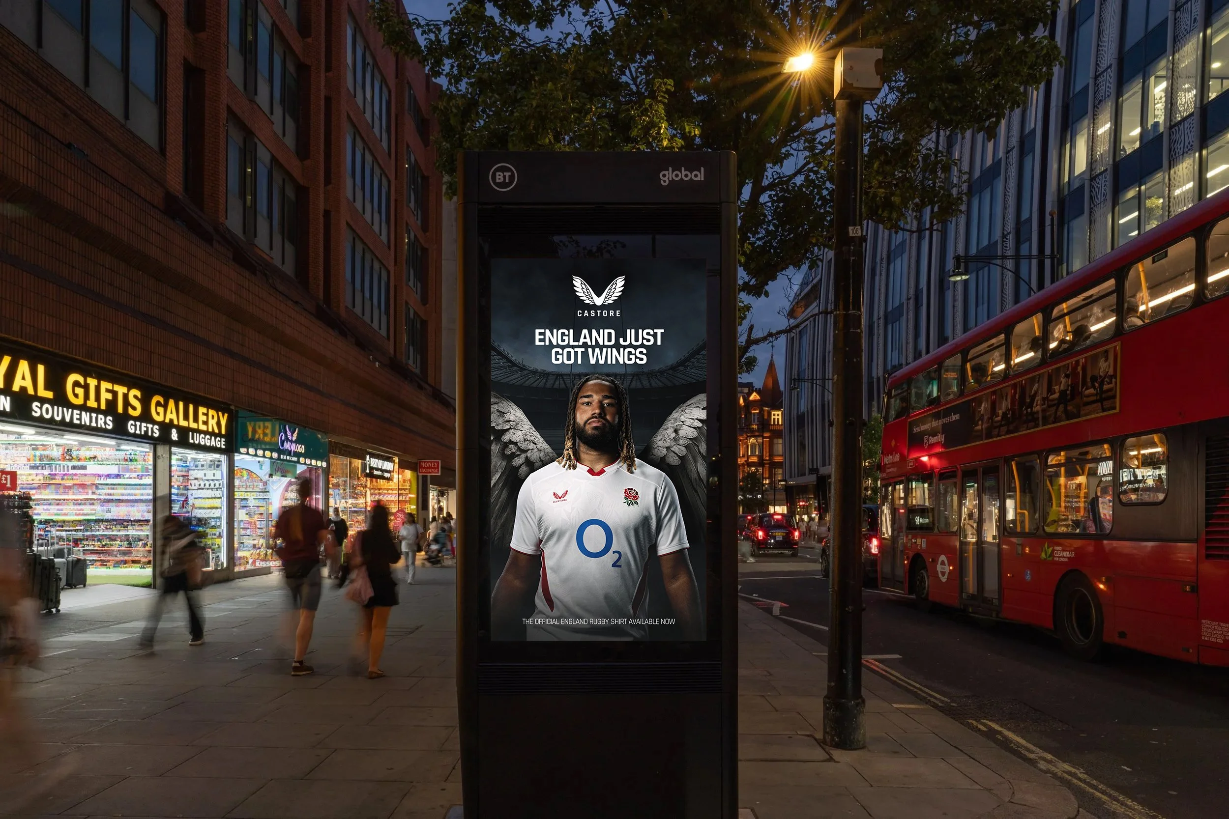 castore OOH 4.jpg