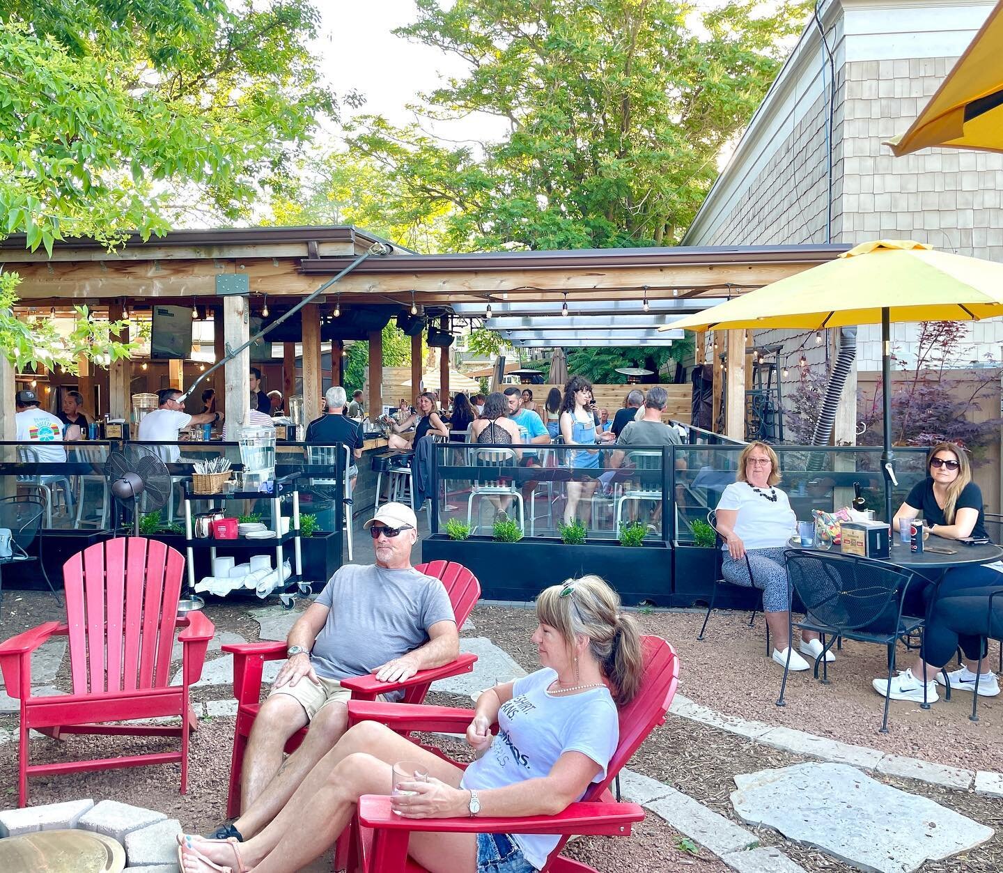 Soak up the last of the summer vibes with some killer live music coming up 
Tonight: Dave Ramont&mdash;local treasure

Thursday: Magoo&mdash;the most fun to be had in the Fox Valley

Friday: Gregory Hyde&mdash;if you&rsquo;ve seen him, you know you g