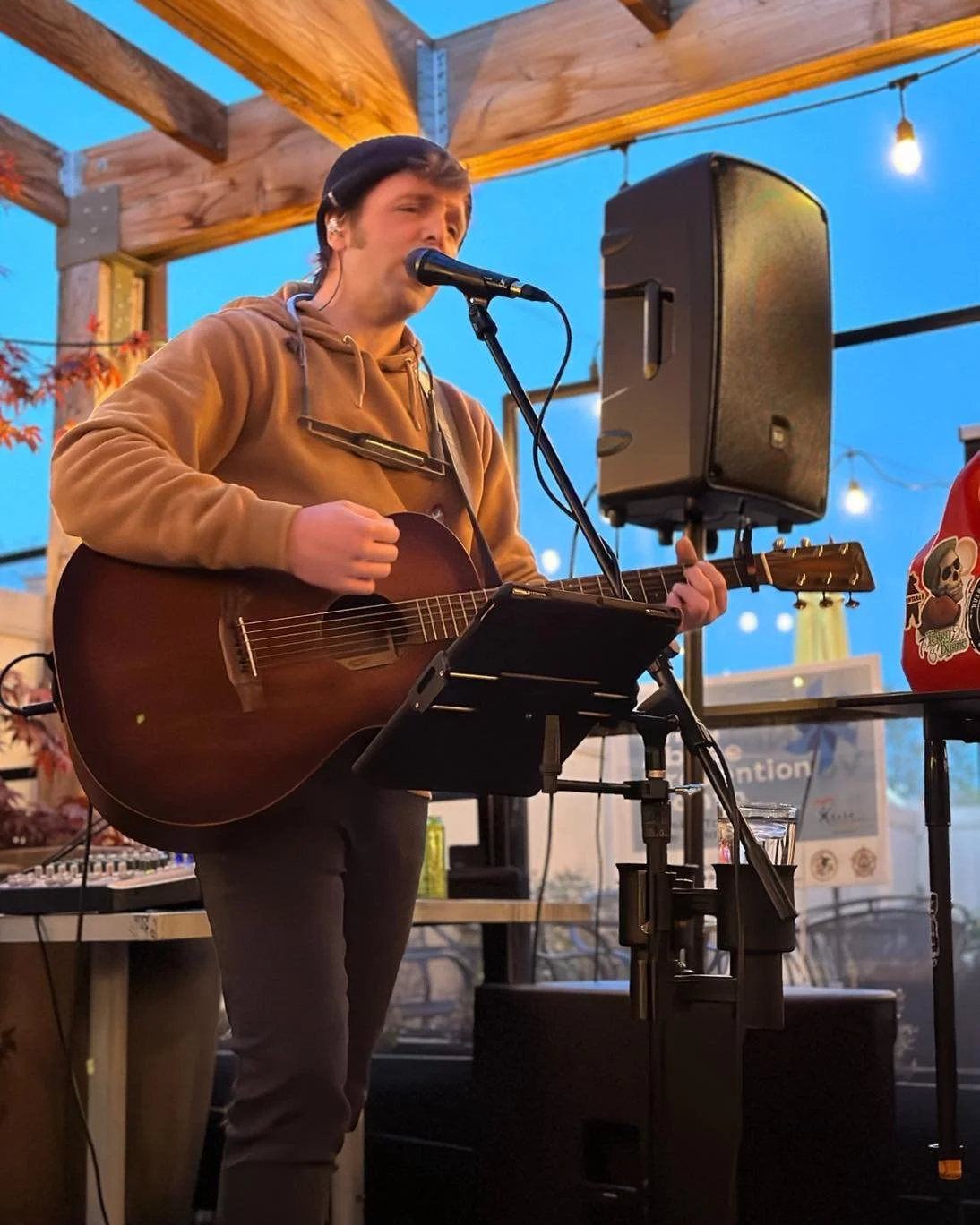 Wine, music, and a little midweek pause. Catch Terry Byrne at Preservation on Wednesday at 6:30 PM!
Grab your reservations now. Link in bio