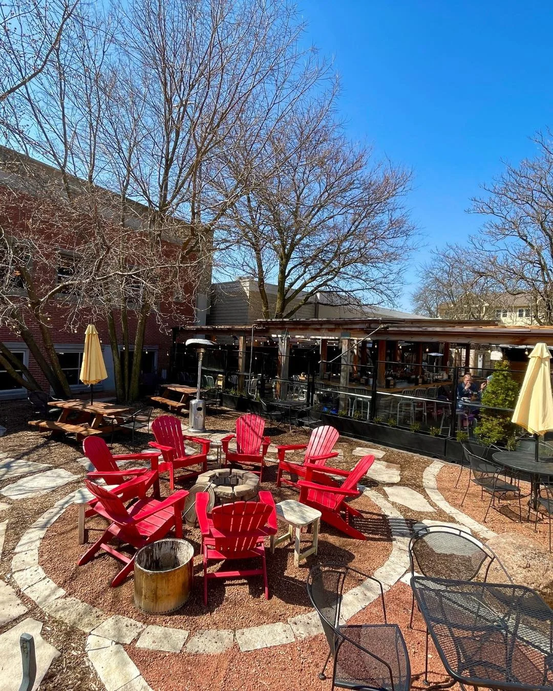 This weekend&rsquo;s looking beautiful ☀️ and we&rsquo;re getting ready the best way we know how&mdash;out back.

Lawrence has been putting in the work getting the backyard dialed in so it&rsquo;s ready for its first real moment of the season.

Live 