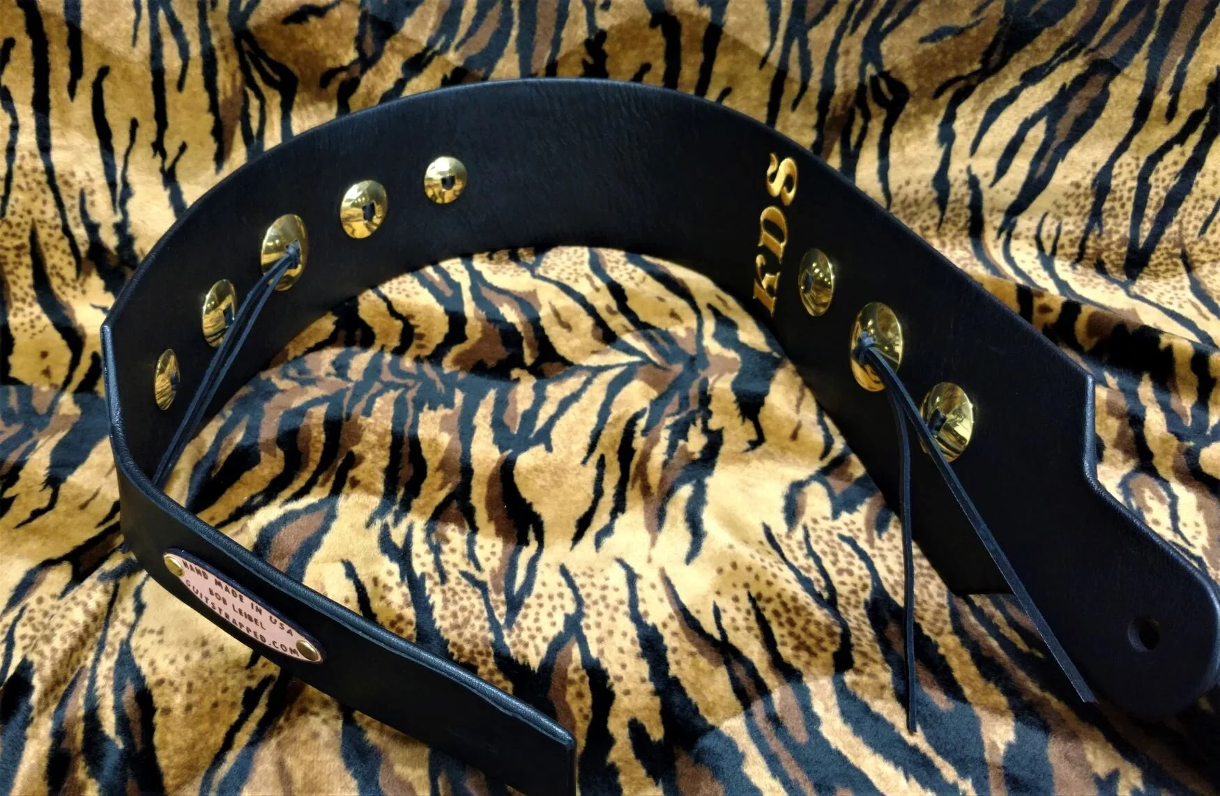 BLACK GOLD STRAP  (14).jpg