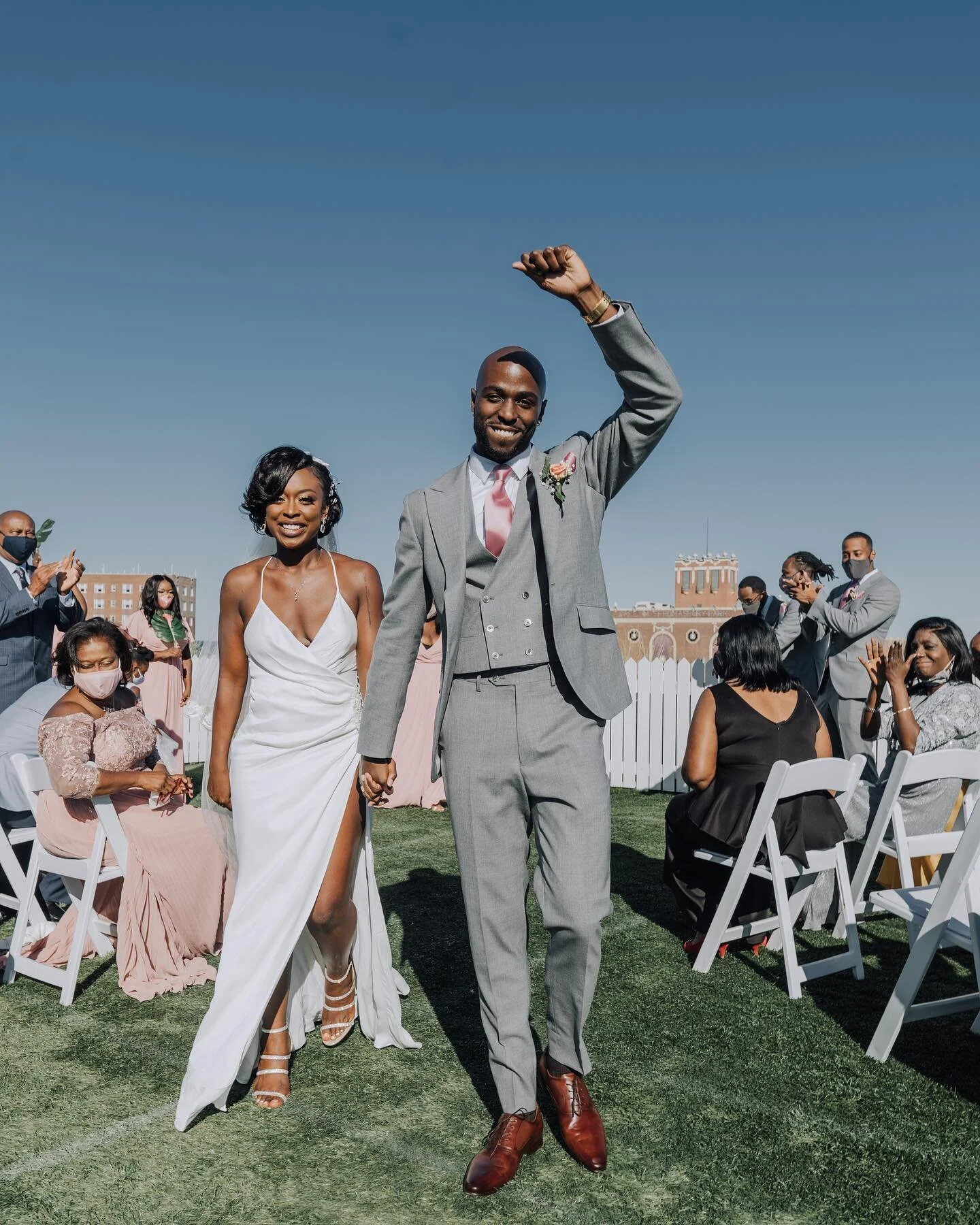 From college sweethearts, to saying &ldquo;I do&rdquo;, 😍😍😩⁣
⁣
Groom: @b.pemberton⁣
⁣
Bride: @_kekeilou⁣
⁣
Photographer: @flcksbydiallo⁣
Videographer: @filmsbydiallo⁣
⁣
Bridesmaids: ⁣
@karoineantlisha ⁣
@andreano⁣
@nalla.hunte⁣
@ibleedmango⁣
⁣
Gro