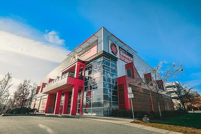 The nicest sports store you will find, @kirbyssfs is a gorgeous building filled with sports dreams...🏒😎
&mdash;
#yyj #victoriabc #realestate #realestatephotos #vancouverisland #sourceforsports #sports #sportstore
