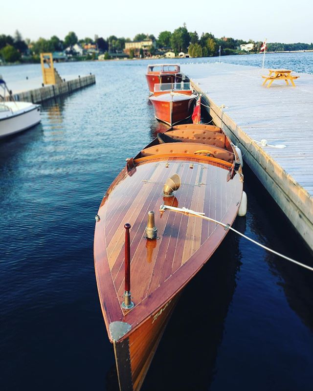 But if you&rsquo;re going to do one thing while visiting the Thousand Islands, stop by @tiboatmuseum and @antiqueboatmuseum to ogle at their stunning collections