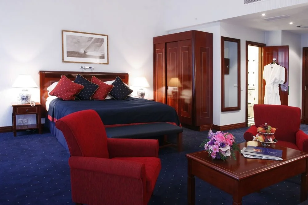 Deluxe Room.jpg