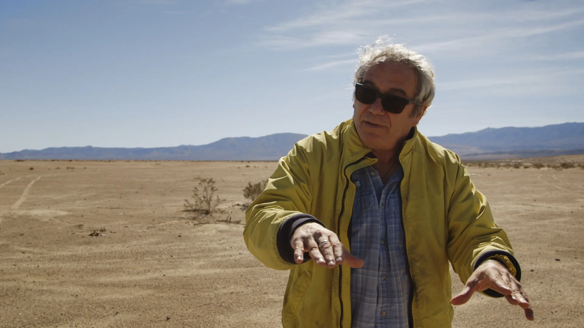 Present Day Mike Watt of Minutemen explains things that happened in the desert