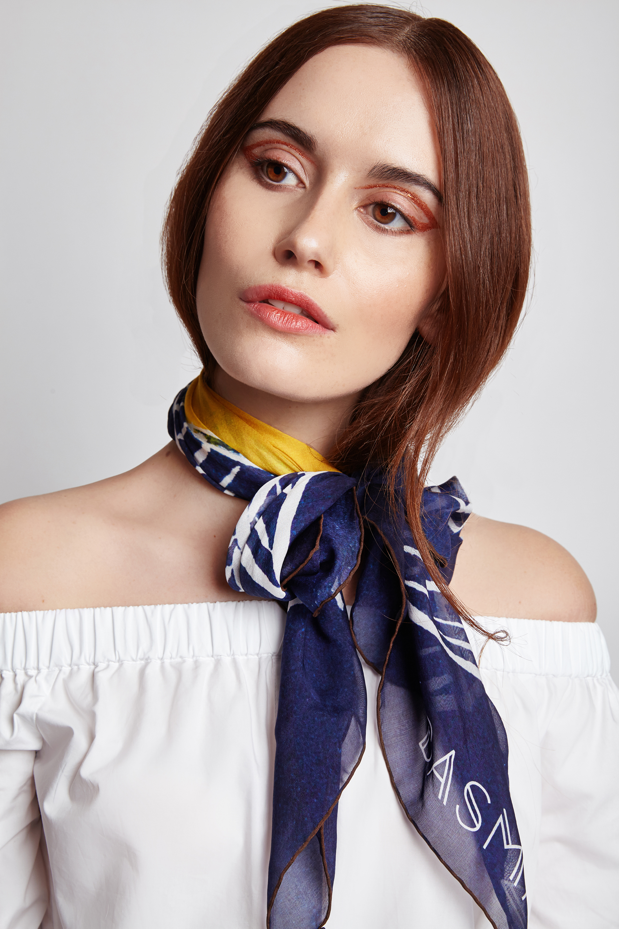 Hermès - Authenticated Scarf - Silk Blue Plain for Women, Never Worn