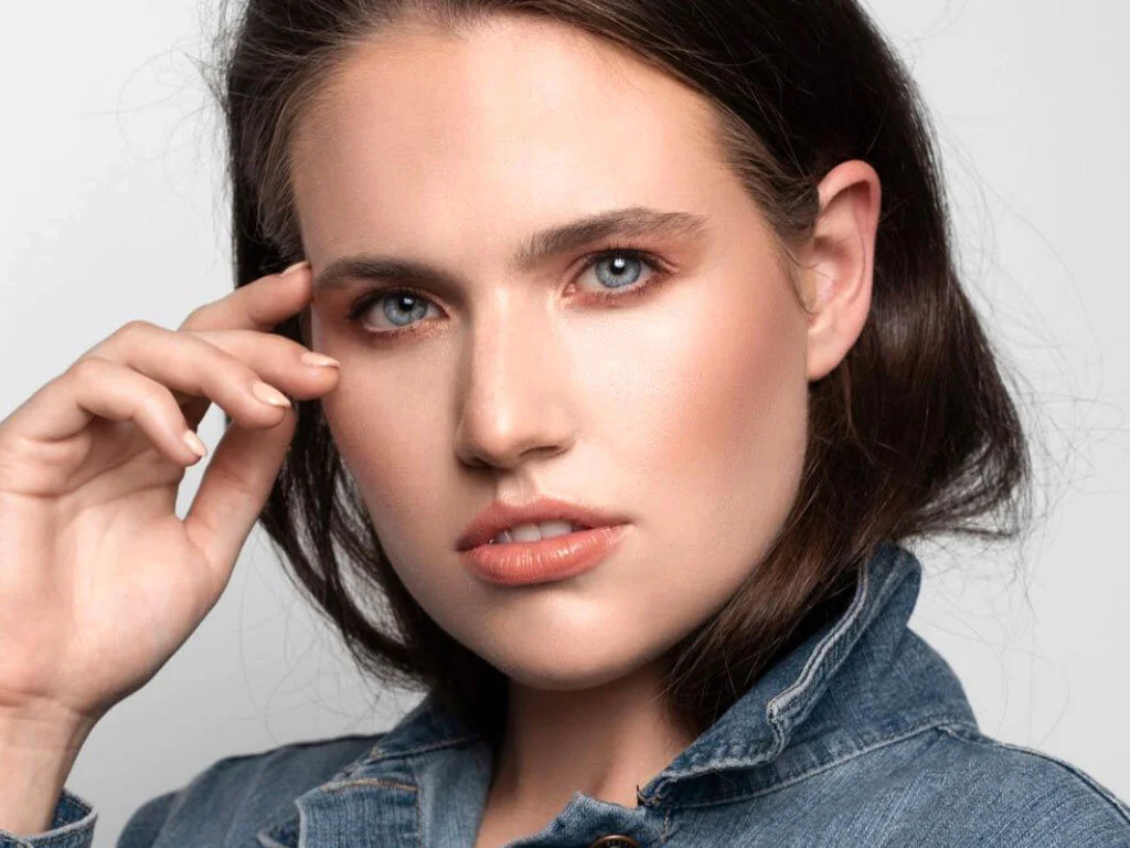 makeup_header.jpg