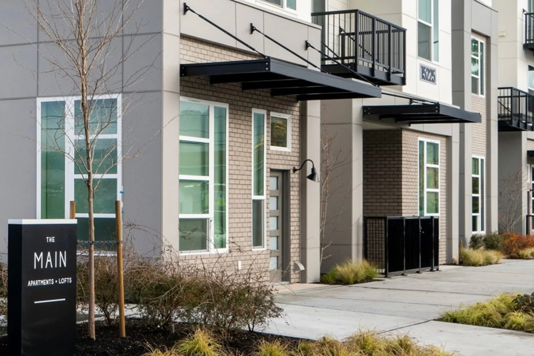 Caitlin+Luebbe_Environmental Design_The Main_Monument Sign Design (1).JPG