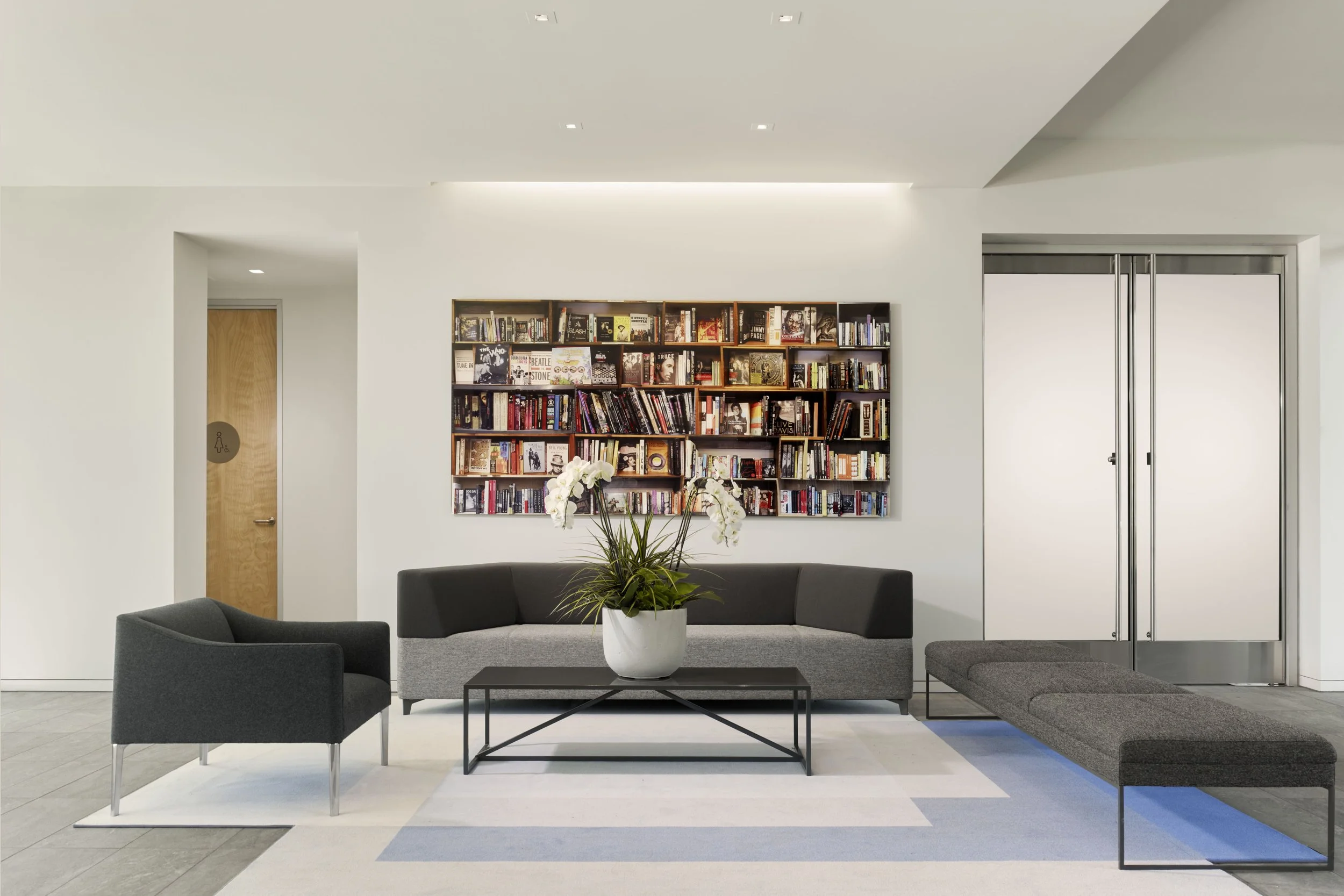 Caitlin Luebbe_Environmental Design_Horizon_1250-1270 Building Lobby.jpg