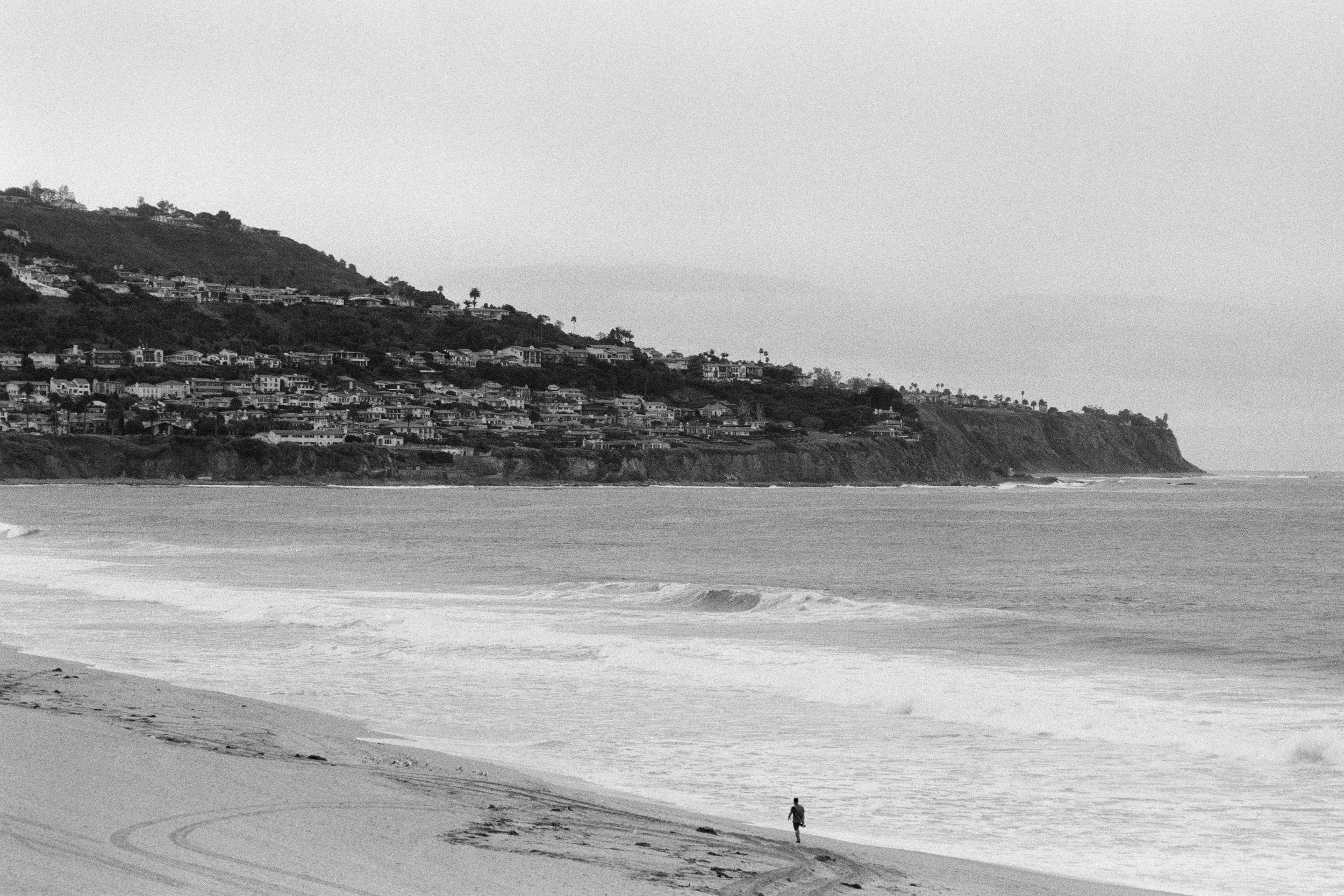 SANTA MONICA F100 70-210mm AF-D ISO100 f8 ORWO UN 54-28.jpg