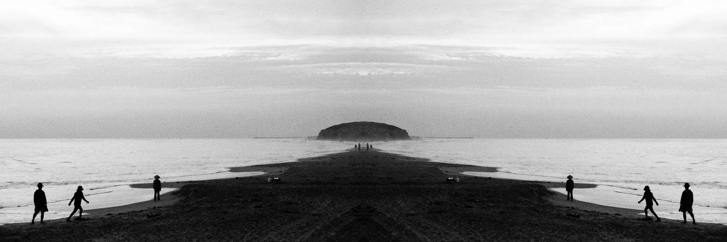 REFLECTION ETERNAL-5.jpg