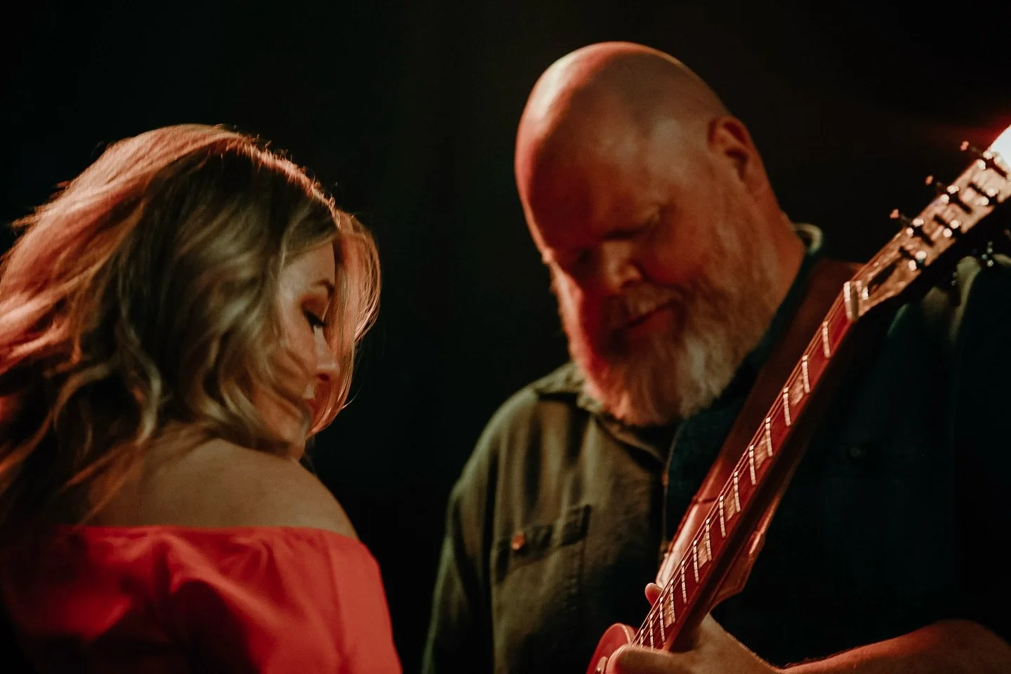 We&rsquo;ve put our heads together and come up with a killer set for Saturday night&rsquo;s show at @rhythmcitycasino in Davenport, Iowa! Free show 730-11. Don&rsquo;t miss it!
#aveygrouwsband