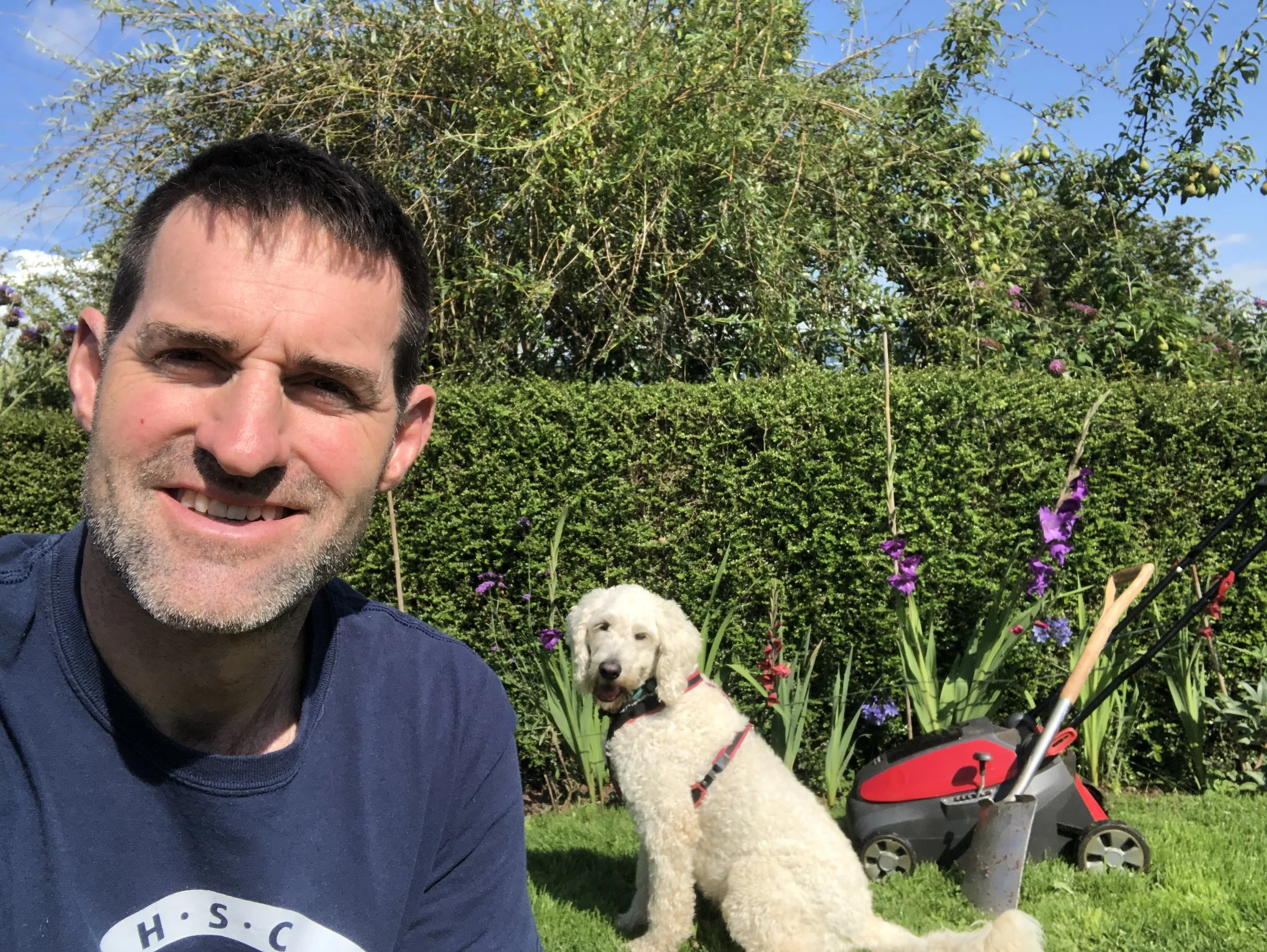 Bristol Osteopath gives treatment advice for gardeners