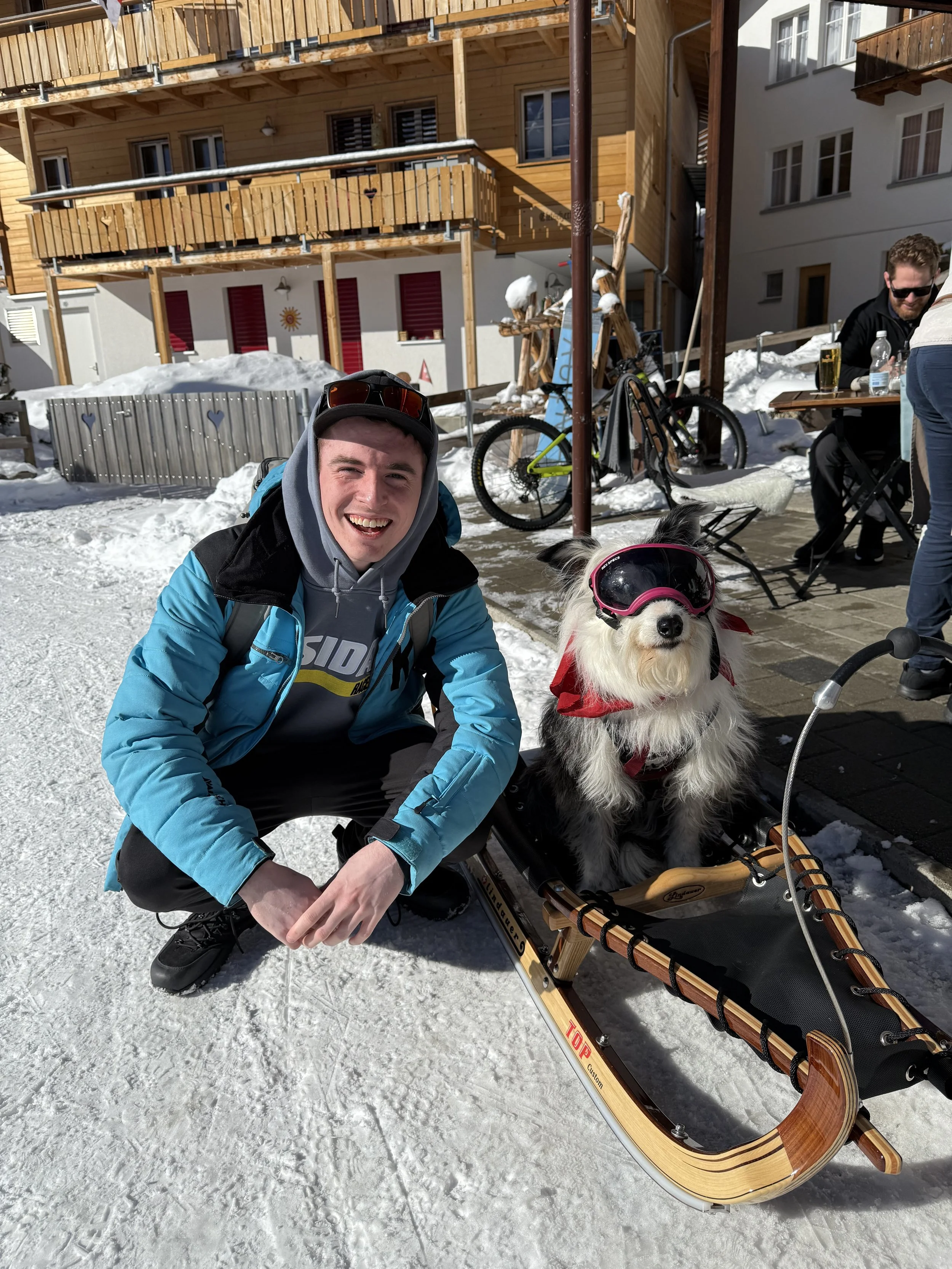 OLLIE ROWBOTTOM - Coach 