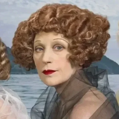Cindy Sherman • Fondation Louis Vuitton