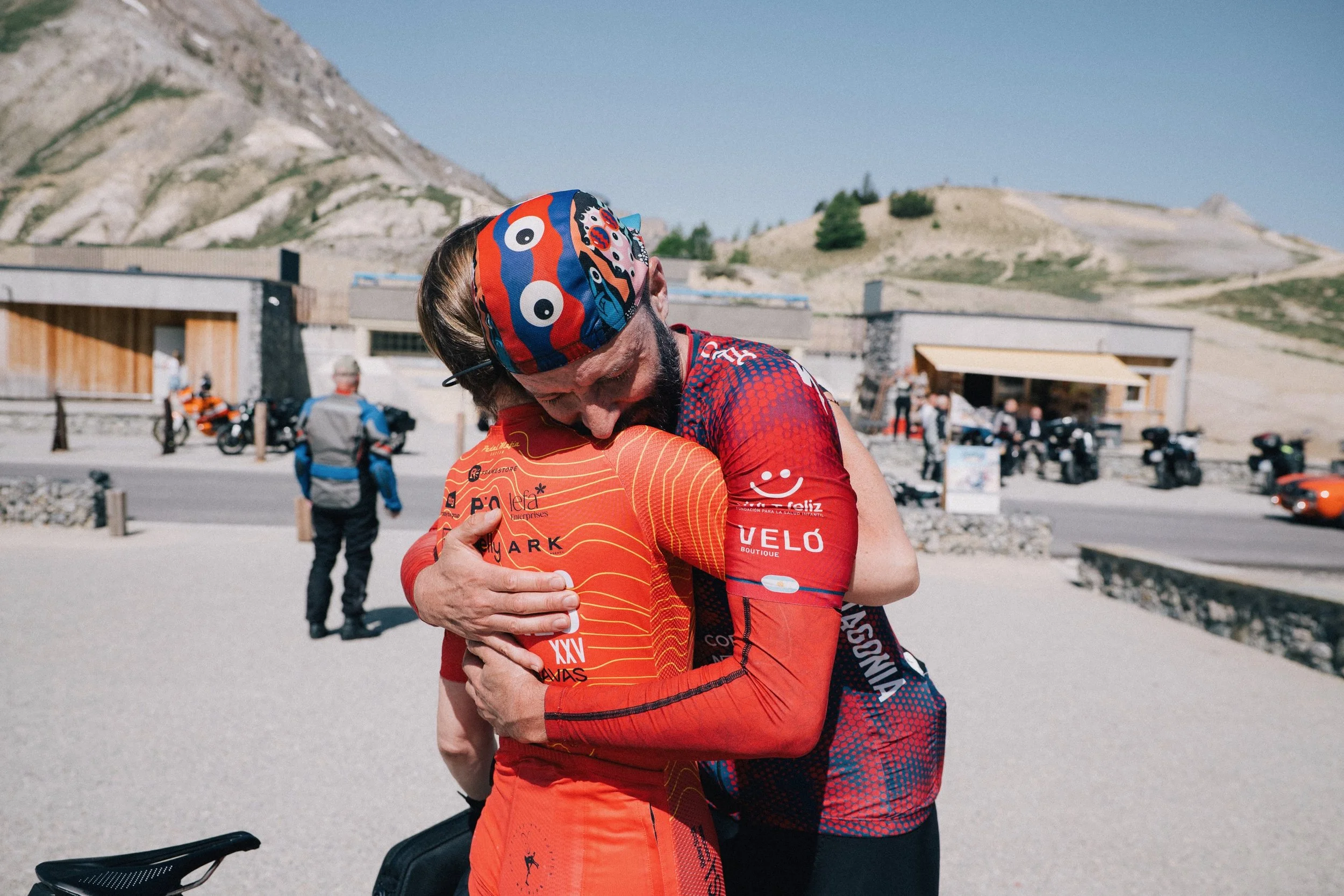 Meraki Fit Fireflies charity ride supporting The Blood Fund, raising money for life-saving haematology research at Hammersmith Hospital.