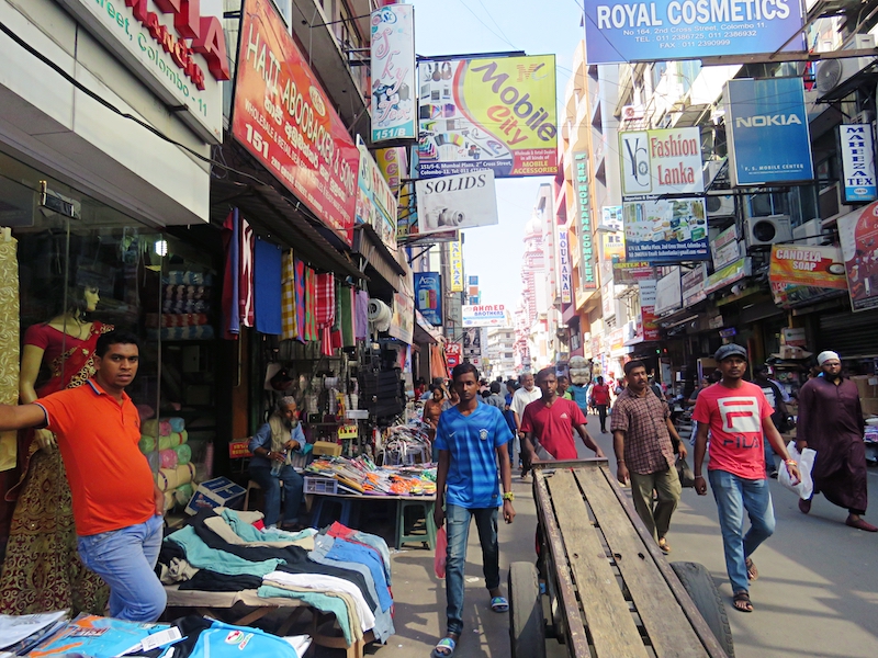 Streets-of-Pettah-Colombo.jpg