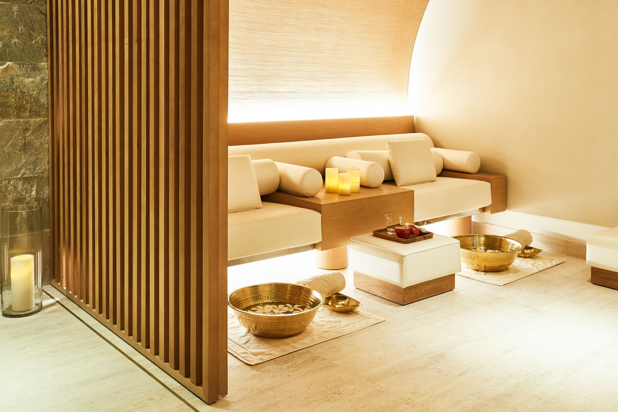 KIDXB3_Cinq Mondes Spa_Spa Suite_02.jpg