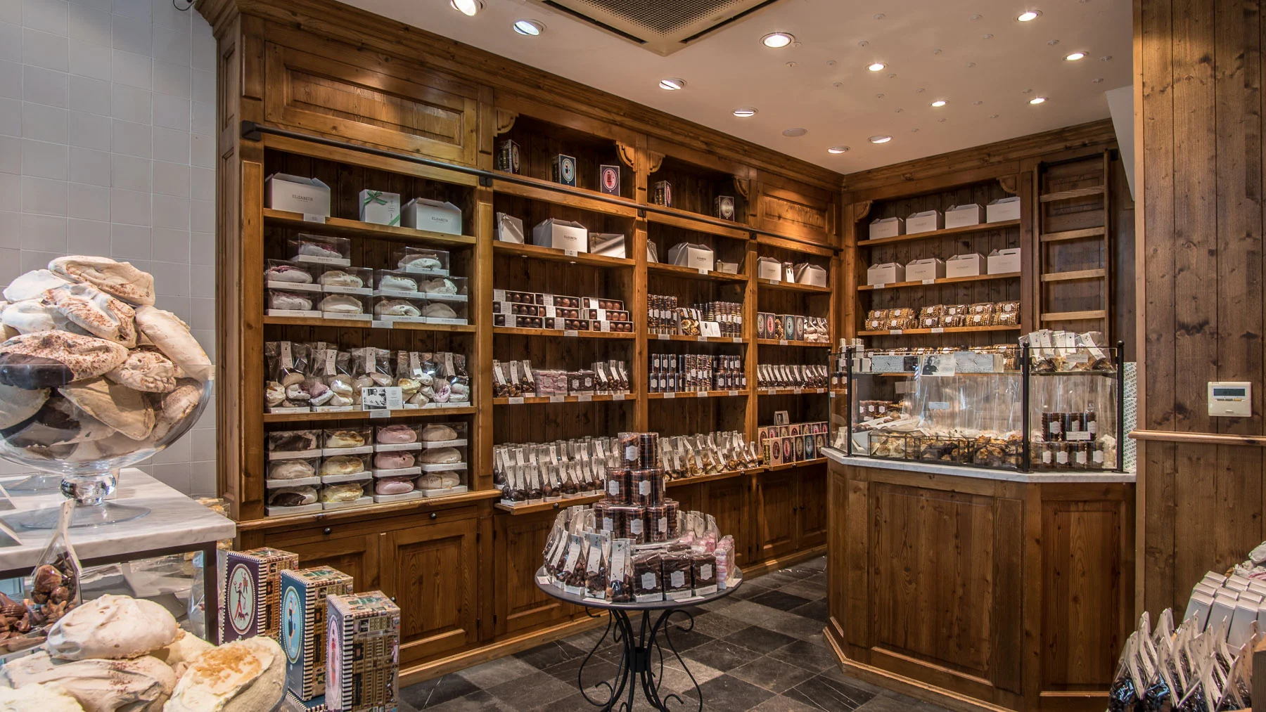 Chocolate Store / Brussels, Belgium