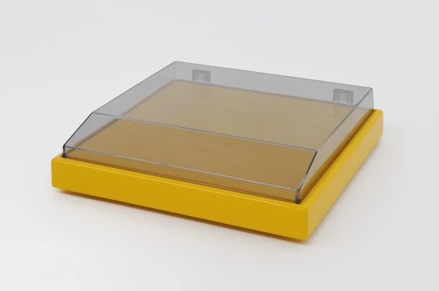 JVC-1, 2009, MDF highglosslacquered, acrylic hood, 36 x 35 x 9 cm