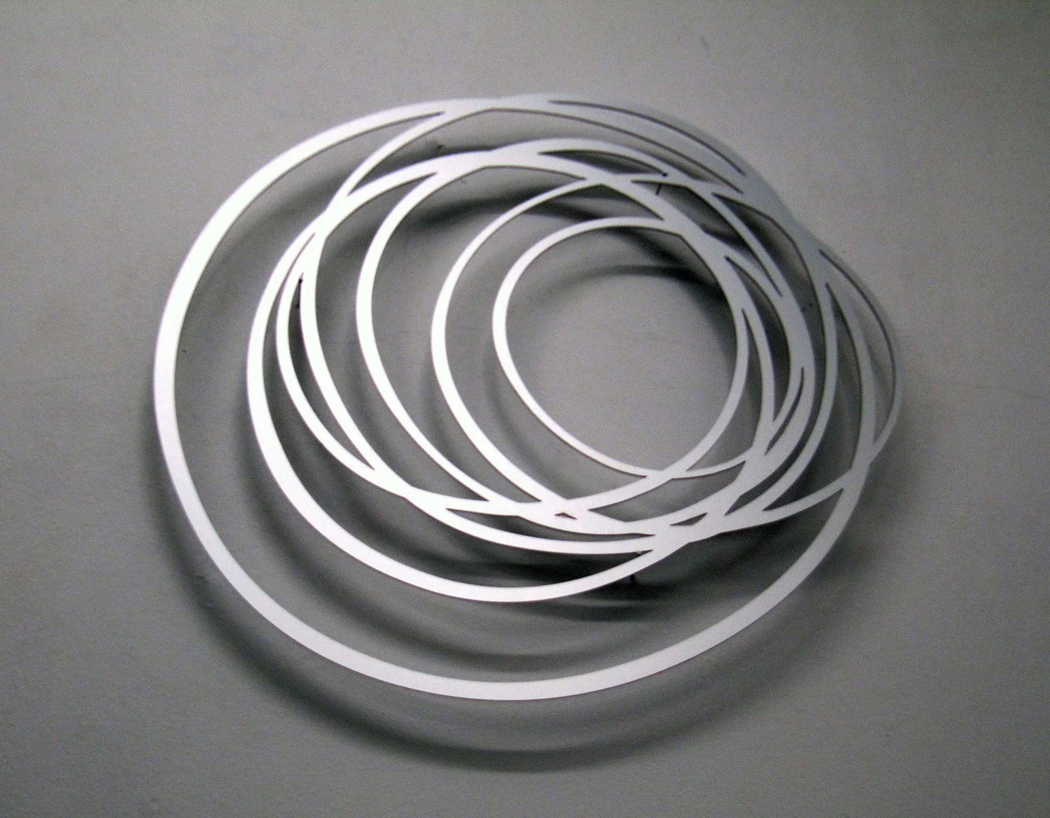 Tangle, 2011, aluminium laser cut-out, Ø 100 cm, edition 5+1