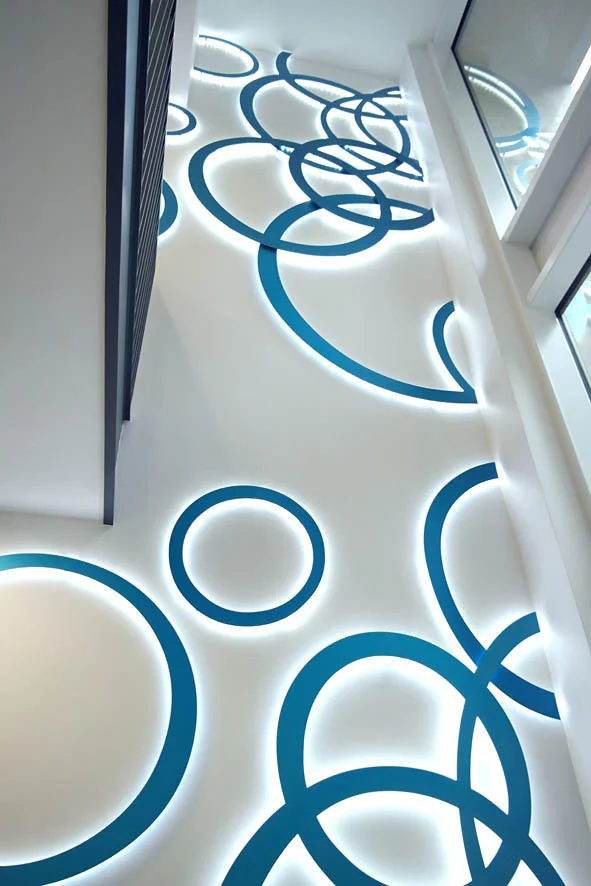 Korona, 2013, aluminium laser cut-out, LED, permanent installation, KÖ 19, Düsseldorf