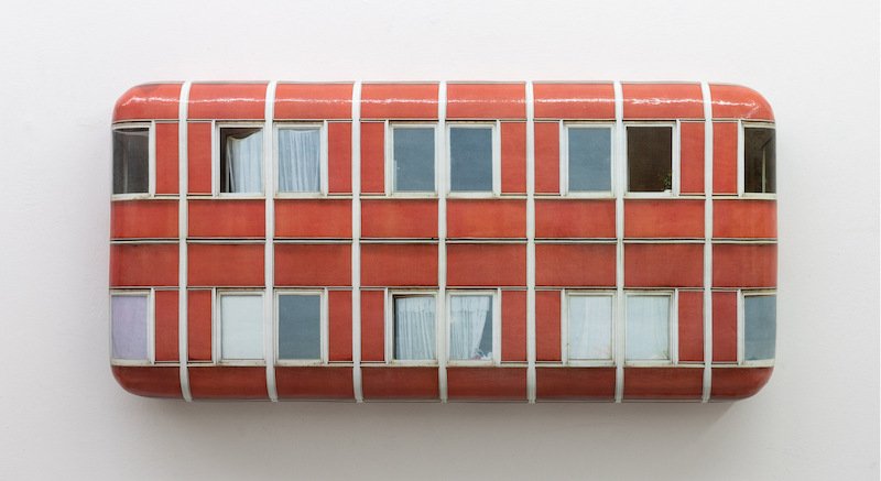  Wohnhaus 6, 2020, Holz, Schaumstoff, CLC-Print, Silikon, 38 x 80 x 9 cm 