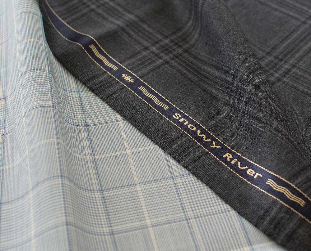 HS1836+225grm+7oz SNOWY+RIVER+LIGHTWEIGHT+suit+jacket+trousers+fabric.jpeg
