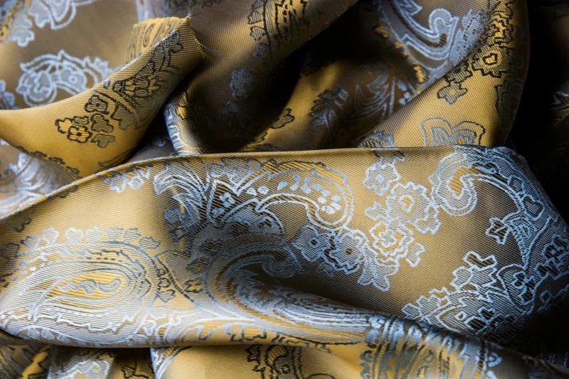 De Oost Bespoke Tailoring Bateman Ogden Collection Linings Suit Jacket Trousers Fabrics.jpg