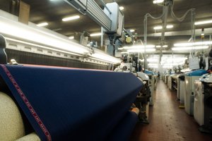 Piacenza: Italiaanse stoffen voor het laten maken van een pak, colbert en broek 