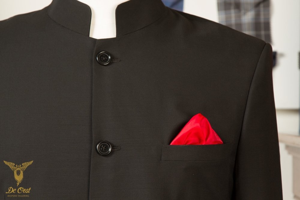Nehru Pak Dirigentenkleding — De Oost Bespoke Tailoring