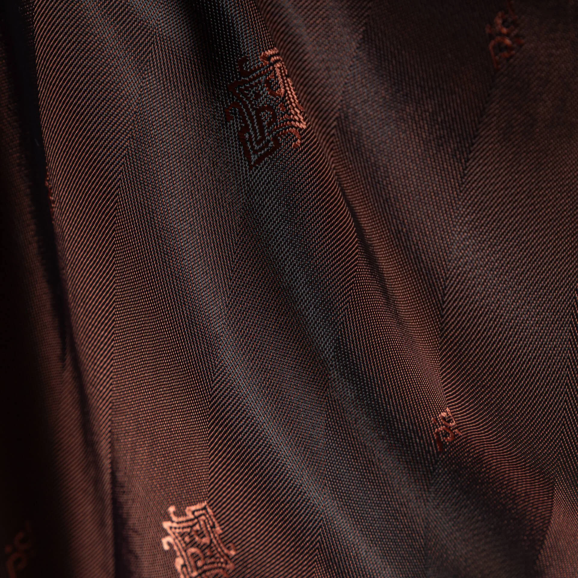 Voering met motief herringbone peacoat close-up