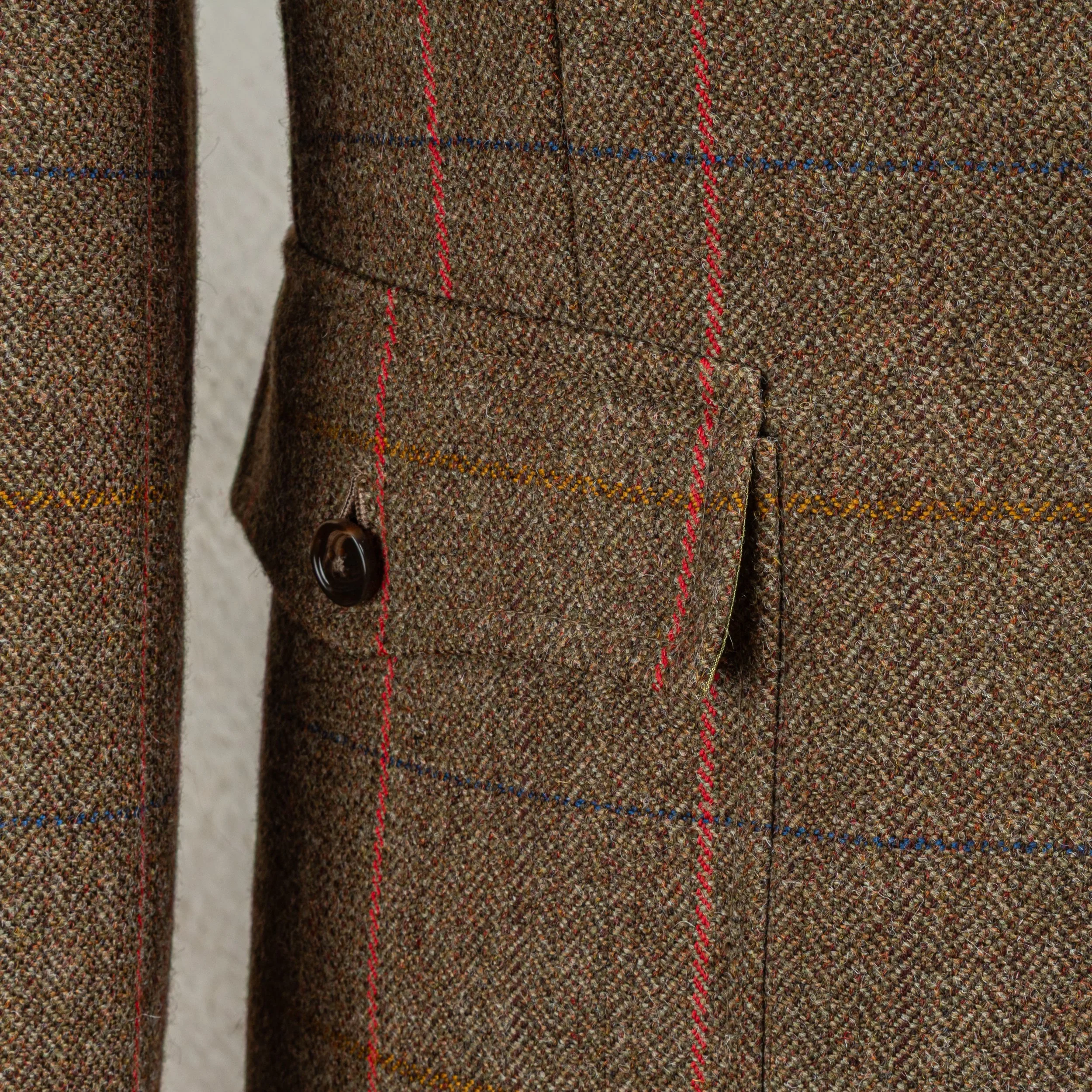 Outdoor jas op maat in Britse country tweed - Bateman Ogden Glenhunt-11.jpg